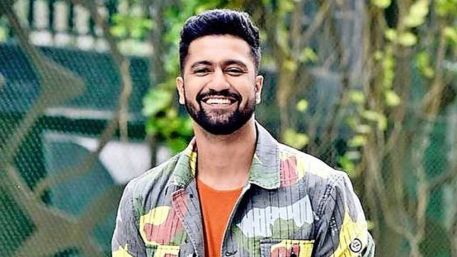 যে কারণে সারারাত ভিকিকে বেঁধে রেখেছিলেন পরিচালক